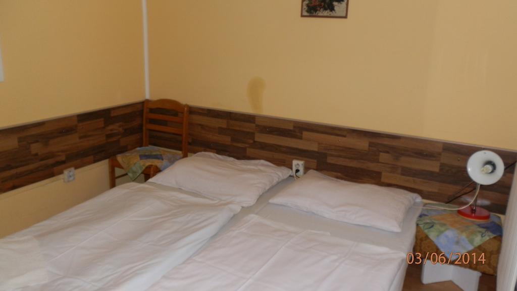Penzion Marina Pri Slovenskej Restauracii Brezno Pokój zdjęcie