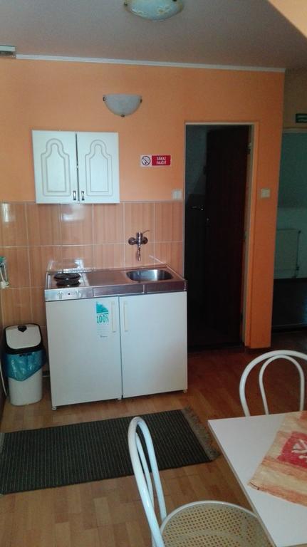 Penzion Marina Pri Slovenskej Restauracii Brezno Zewnętrze zdjęcie